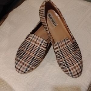 Steve Madden Women's Checkered Loafers - Tan and Black